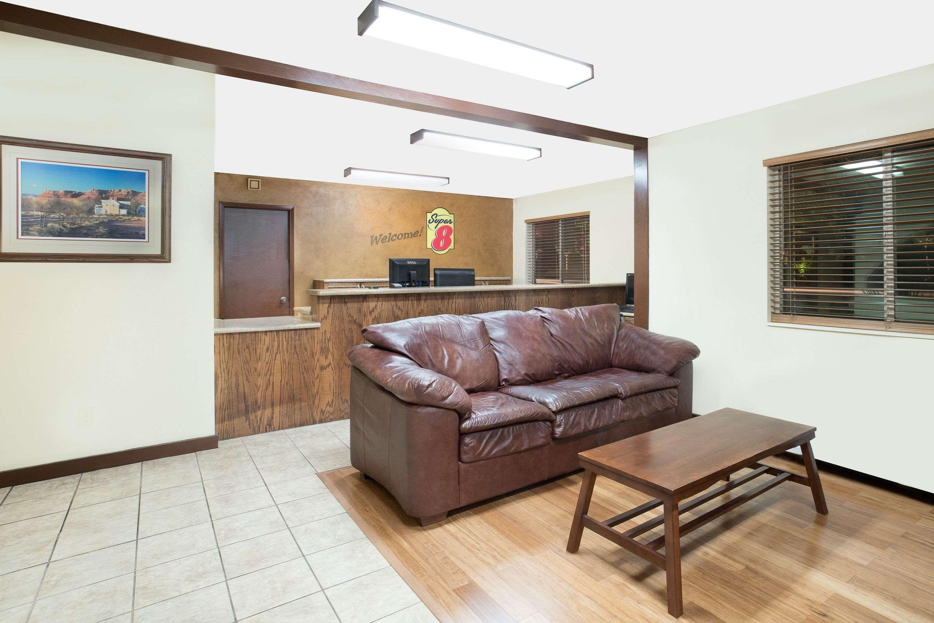 Super 8 By Wyndham St. George Ut Motel Екстериор снимка